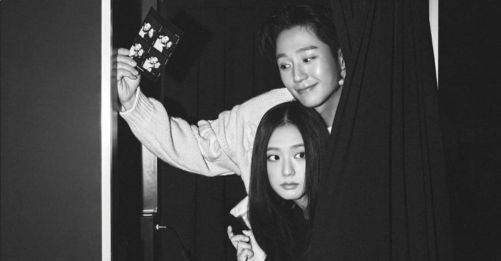 Jung Hae In Shares Sweet Pictures Of Him And BLACKPINK Jisoo