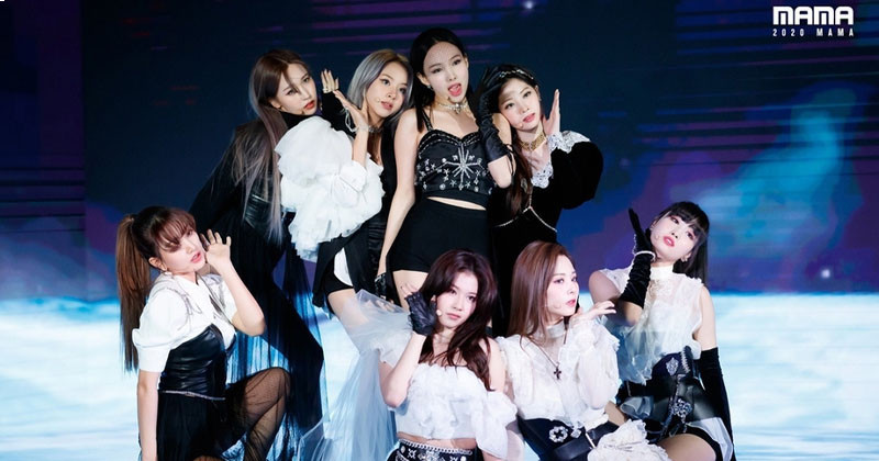 TWICE’s “Cry For Me” Performance At 2020 MAMA Is So Great That Fans Want To Have Its Official Release Now