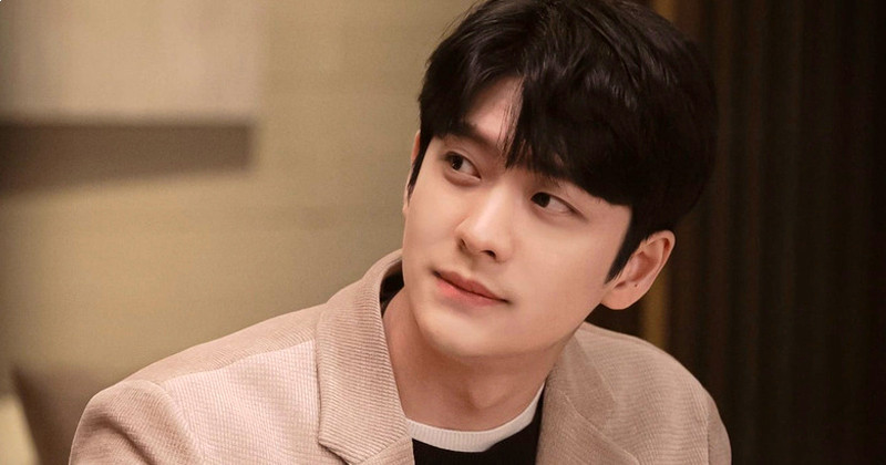 Kang Tae Oh Announces His Military Enlistment Date