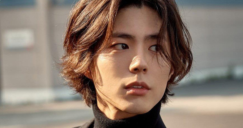 Park Bo Gum Officially Signs With THEBLACKLABEL