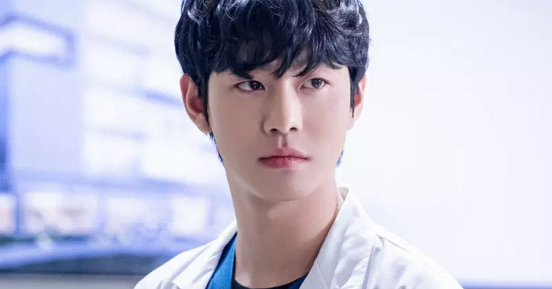 Ahn Hyo Seop Talks About Returning For “Dr. Romantic 3” + Why He Thinks The Drama Is So Beloved
