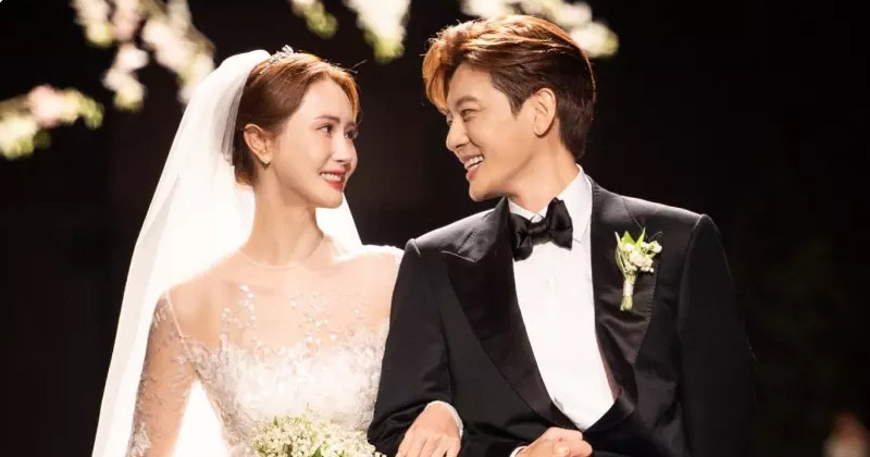 SE7EN And Lee Da Hae Share Gorgeous Wedding Photos