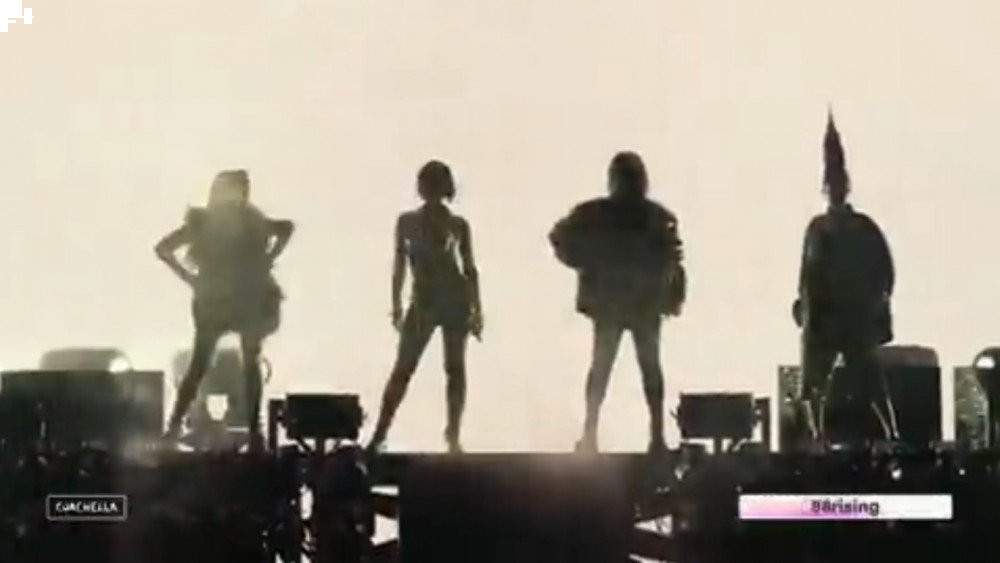 Korean Netizens Utterly 'Blown Away' By 2NE1's Surprise Reunion At Coachella