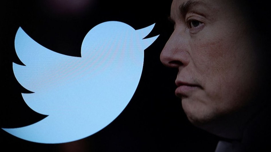 Twitter to Soon Allow Users to Side Sweep Through Tweets, Trends, Topics, More