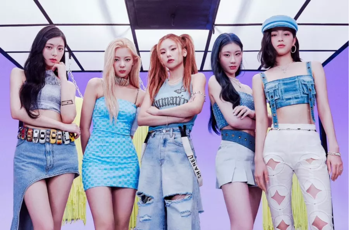 ITZY Becomes 2nd K-Pop Girl Group In History To Chart 4 Different Albums For Multiple Weeks On Billboard 200