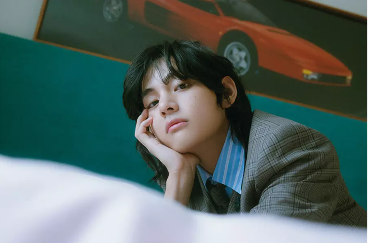 BTS’s V Confirmed To Guest On “You Quiz On The Block”