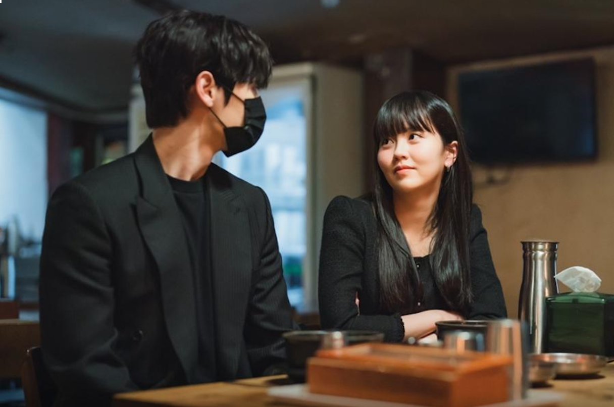 Hwang Minhyun And Kim So Hyun Gradually Let Their Guard Down Around Each Other In “My Lovely Liar”