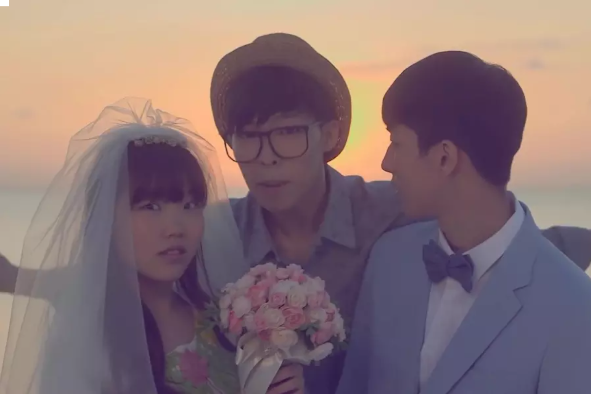AKMU’s “Give Love” Becomes Their 1st MV To Surpass 100 Million Views