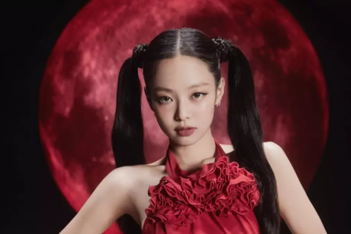 BLACKPINK’s Jennie Sweeps iTunes Charts All Over The World With “You & Me”