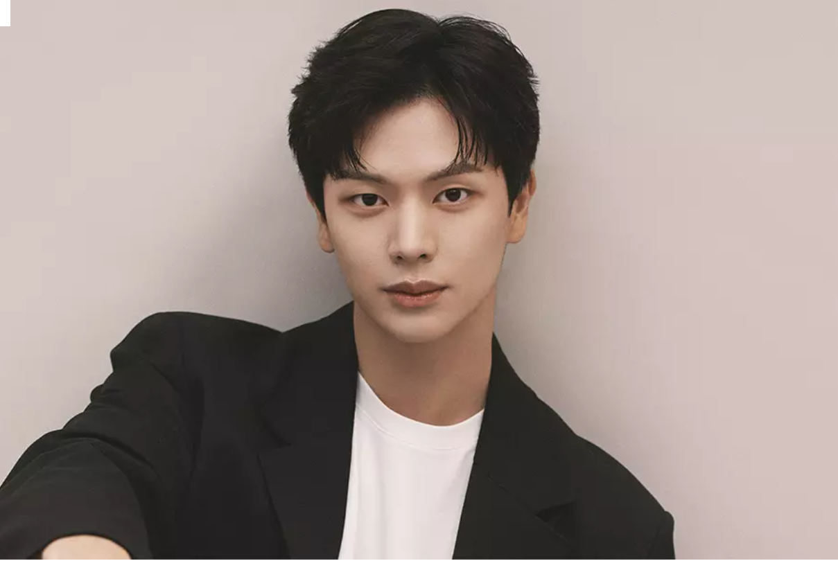 BTOB’s Yook Sungjae Signs With New Agency