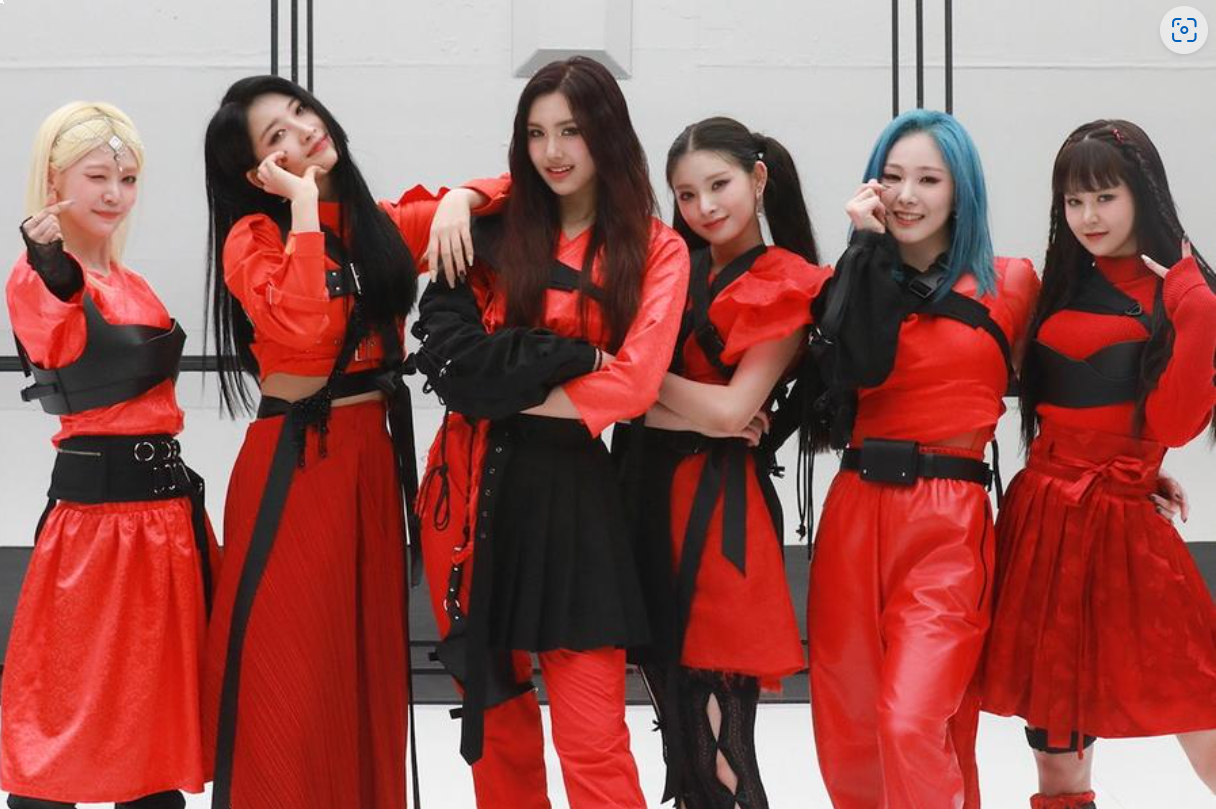 EVERGLOW’s “FIRST” Becomes Their 5th MV To Hit 100 Million Views