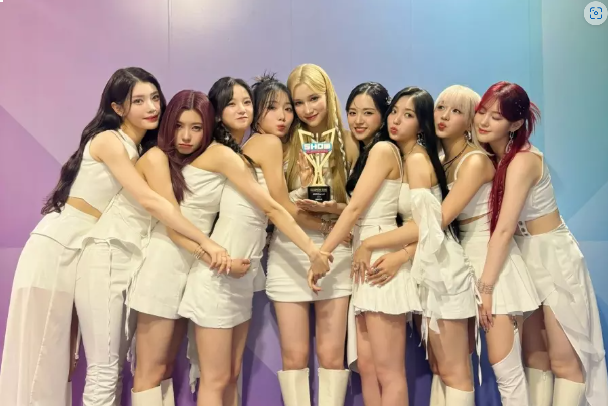 Watch: Kep1er Takes Tearful 1st Win For "Shooting Star" On "Show Champion"; Performances By EVERGLOW, WayV, TWS, And More
