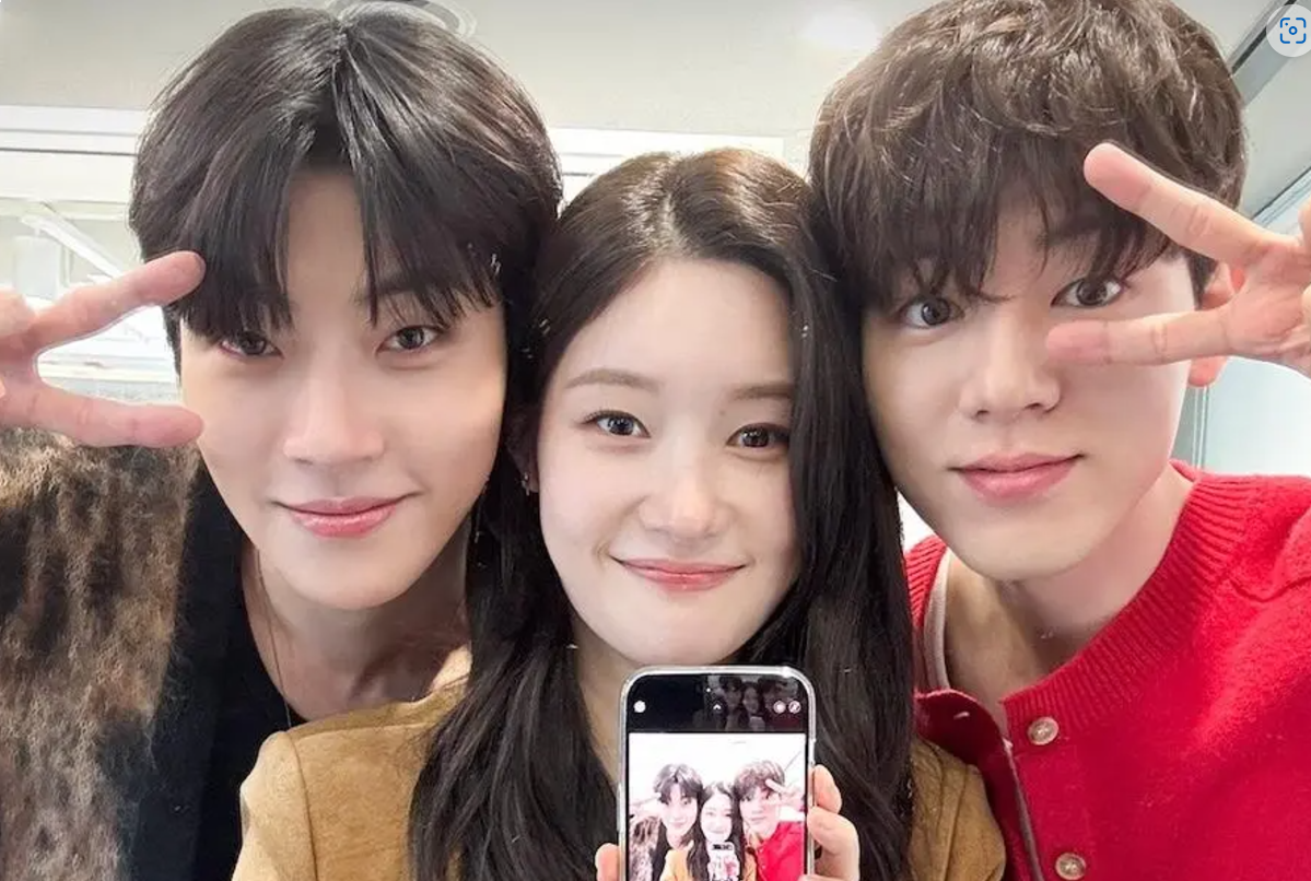 Watch: "Family By Choice" Stars Hwang In Youp, Jung Chaeyeon, And Bae Hyeon Seong Banter Like Real-Life Siblings In Exclusive Viki Live Interview