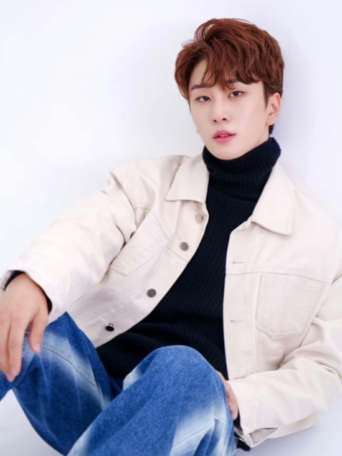 newkidd-jin-kwon-confirms-to-star-in-new-bl-web-drama-to-my-star