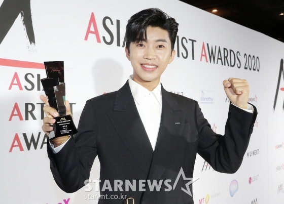 the-complete-list-of-winners-at-2020-asia-artist-awards