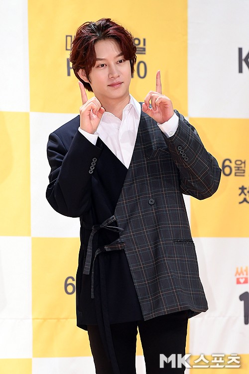 super-junior-heechul-to-join-kbs-problem-child-in-house-starting-december-29