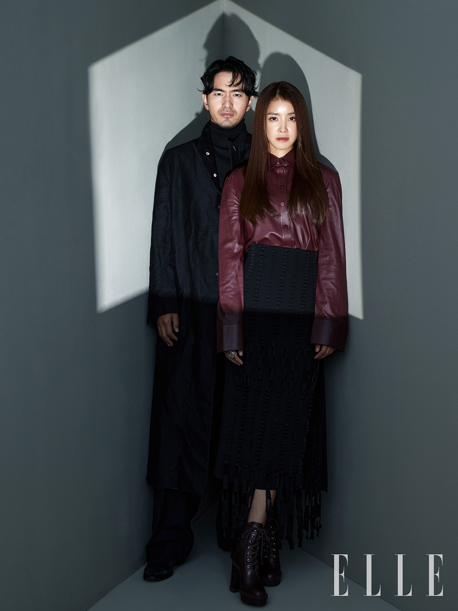 sweet-home-lee-jin-wook-lee-si-young-song-kang-lee-do-hyun-gather-in-photoshoot-for-elle-korea