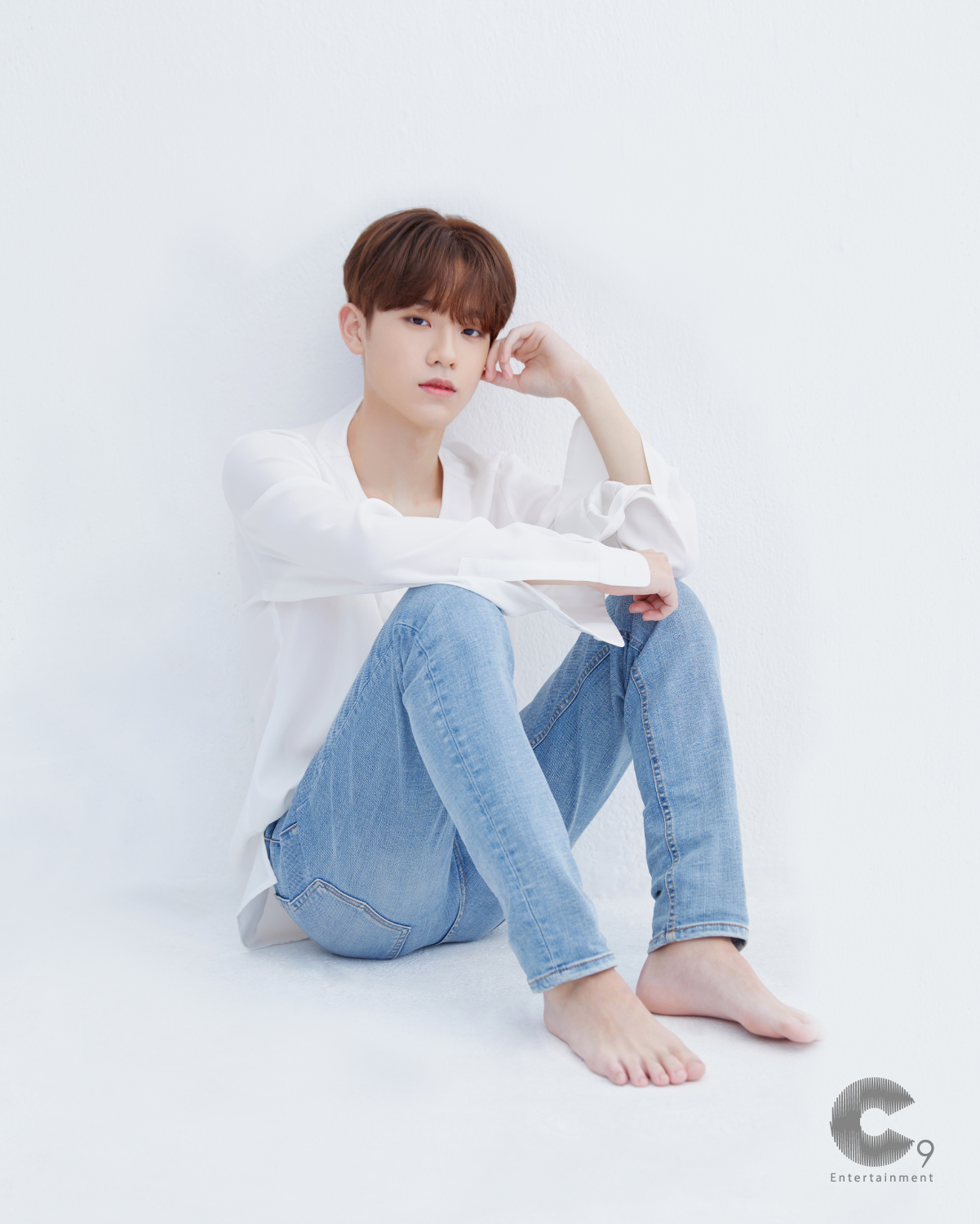 produce-x-101-8-keum-donghyun-revealed-as-first-member-of-new-boy-group-c9rookies
