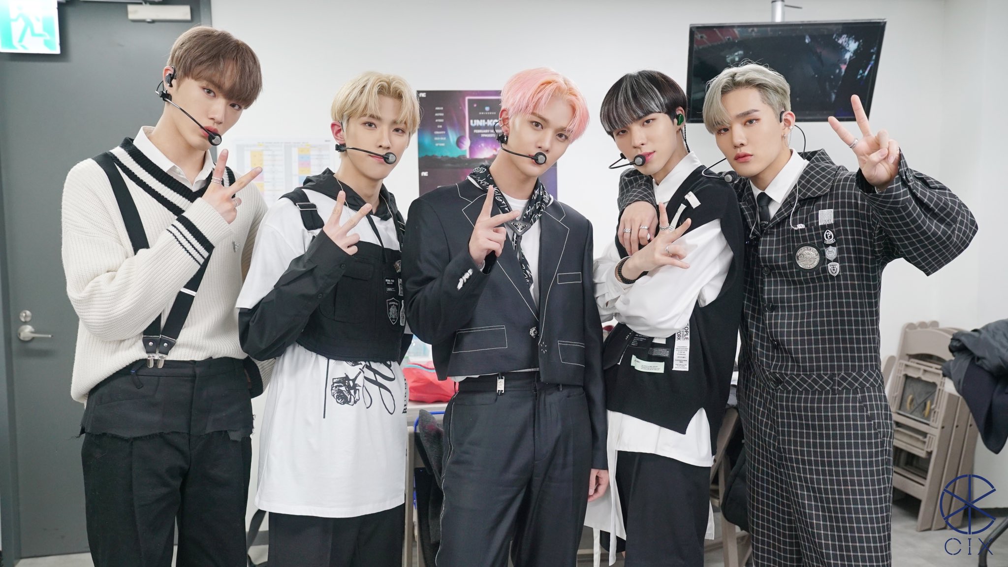 cix-announces-to-host-fan-party-blooming-day-on-april-17-through-universe
