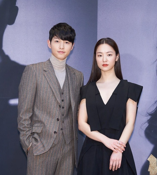 Song Joong Ki Shows Love For Vincenzo Co Star Jeon Yeo Bin On Set Of Her New Drama Star247 Entertainment