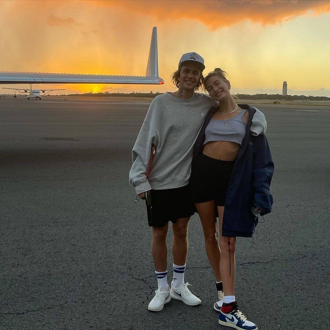 Justin And Hailey Traveled Hawaii Together-4