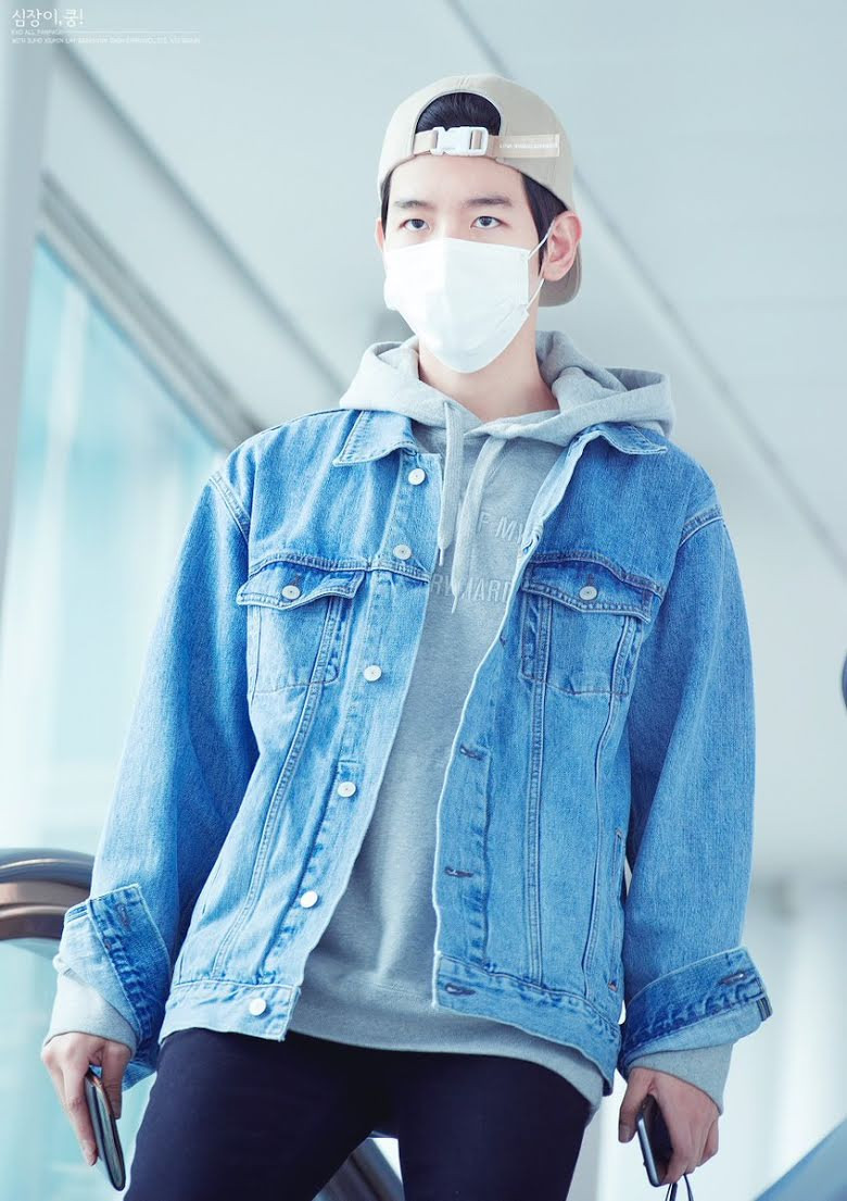 10-airport-outfits-exo-baekhyun-2