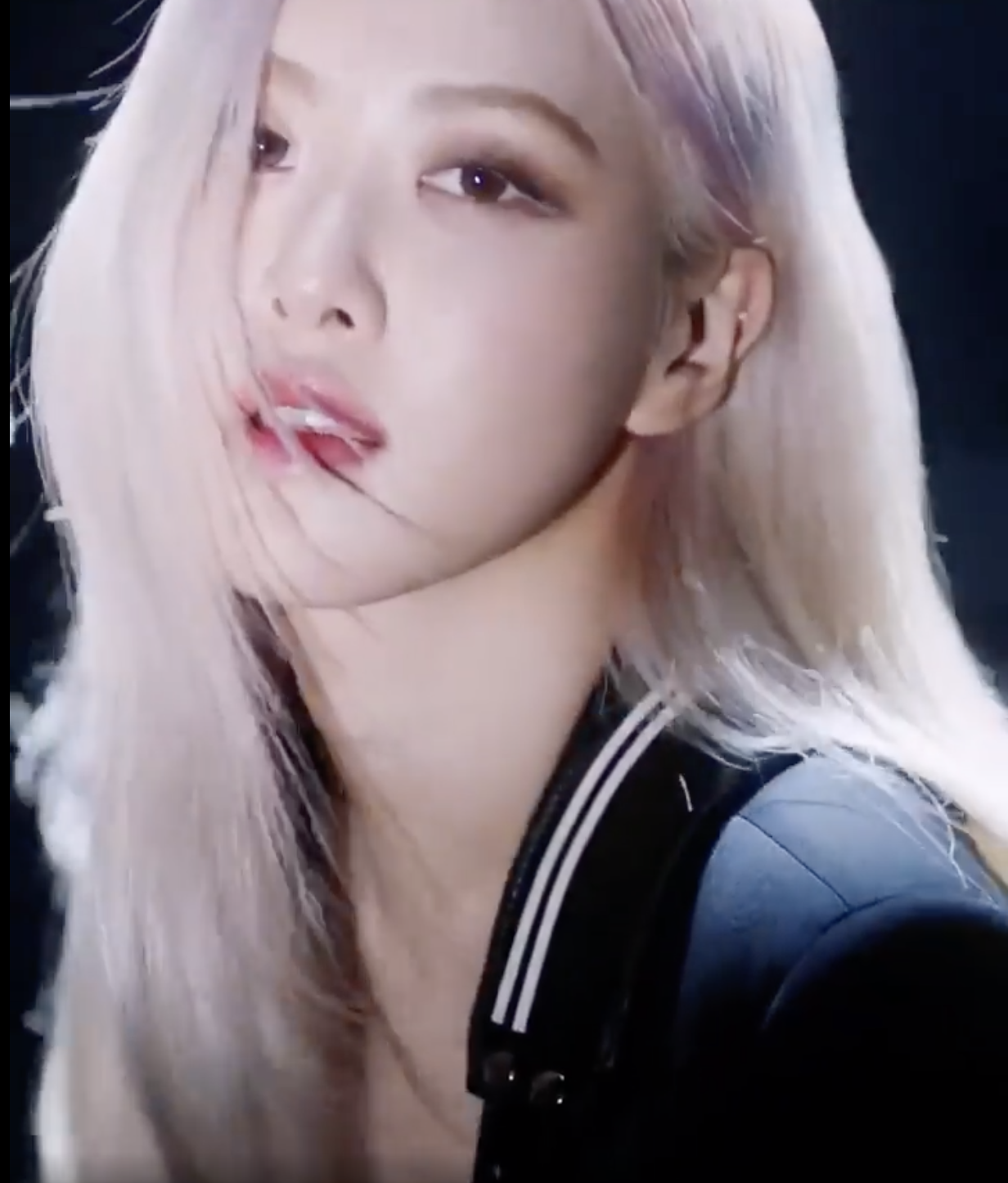 BLACKPINK Rosé Turns Into Musician Goddess In New Ads For YSL Beauté x ...