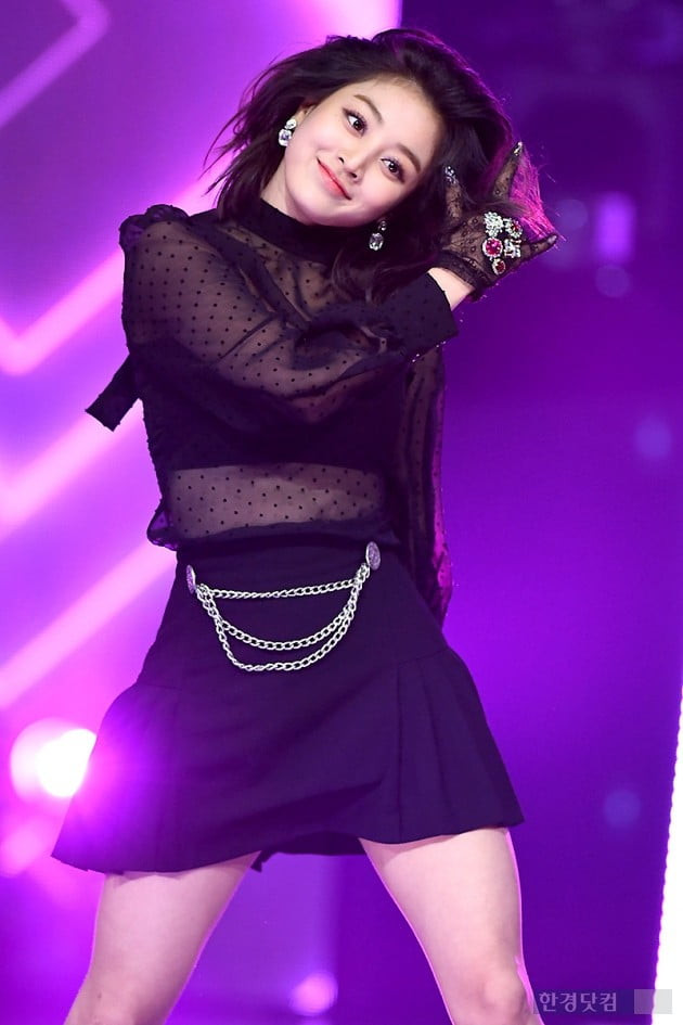 10+ Times TWICE's God Jihyo Showed All Of Us How To Rock An All-Black  Outfit - Koreaboo