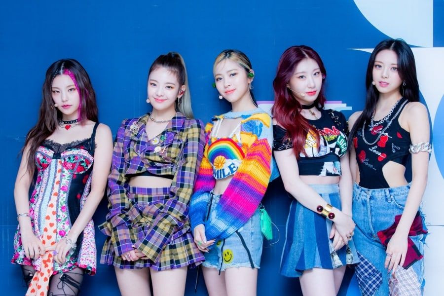 ITZY Spends 2nd Week On Billboard 200 With “Crazy In Love,” Making Them 3rd  K-Pop Girl Group Ever To Do So | Soompi