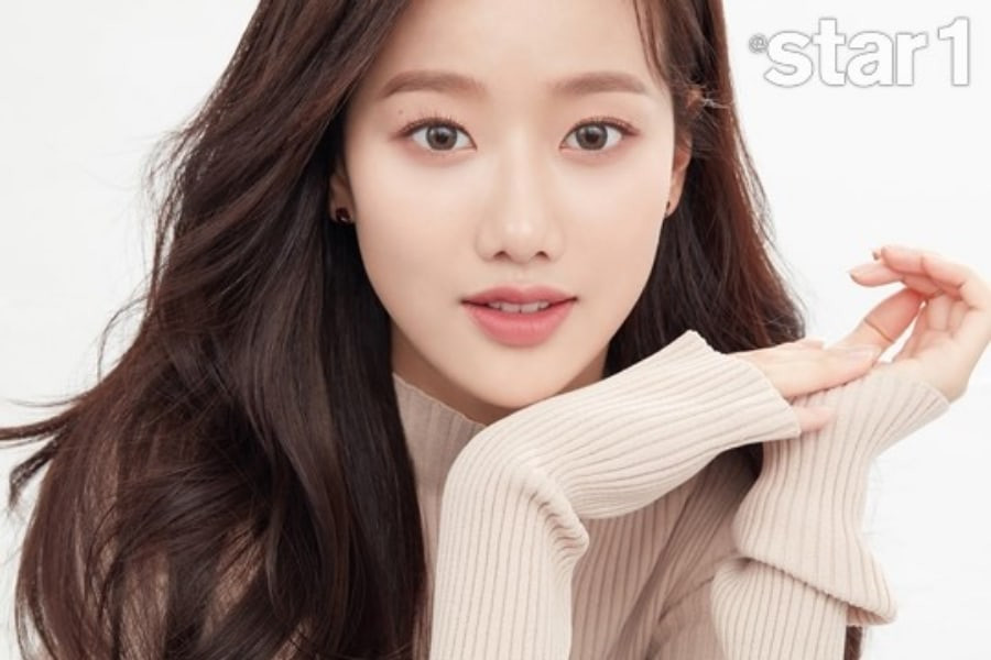 APRIL's Naeun Talks About How She Prepared For Her Role In “Extraordinary  You” | Soompi