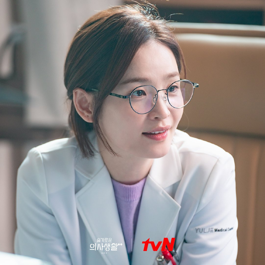 Jeon Mi Do And Kim Dae Myung Return As Kindhearted Doctors And Friends In  “Hospital Playlist 2” | Soompi