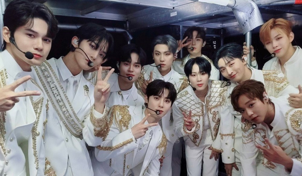 Netizens react to surprisingly high hair, makeup, and wardrobe budget for Wanna  One&#39;s MAMA reunion stage | allkpop