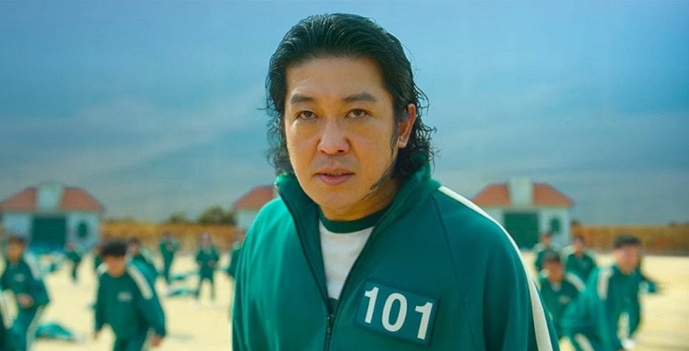 Squid Game” Star Heo Sung Tae Talks About Which Scene Was Scariest To Film,  Reuniting With Lee Jung Jae In New Movie, And More | Soompi