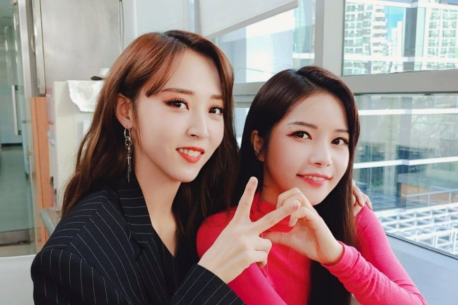 MAMAMOO's Moonbyul And Solar Speak Out Against Malicious Commenters | Soompi