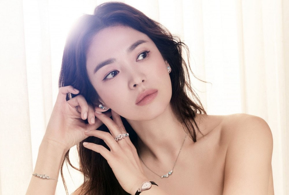 Song Hye Kyo estimated to have received ~$477,900 for one product  advertisement post on her personal Instagram | allkpop
