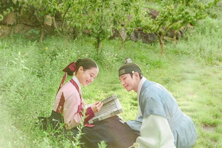 Lee Se Young And 2PM's Lee Junho Share A Blissful Moment Together In “The  Red Sleeve” Poster | Soompi
