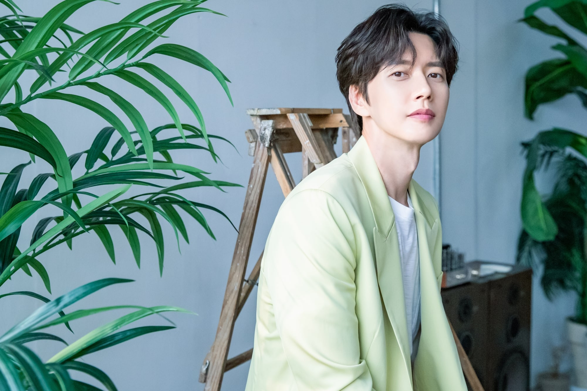 Park Hae Jin Shares Thoughts On His Role In “From Now On, Showtime!”, His  Favorite Comedic Scene, And More | Soompi