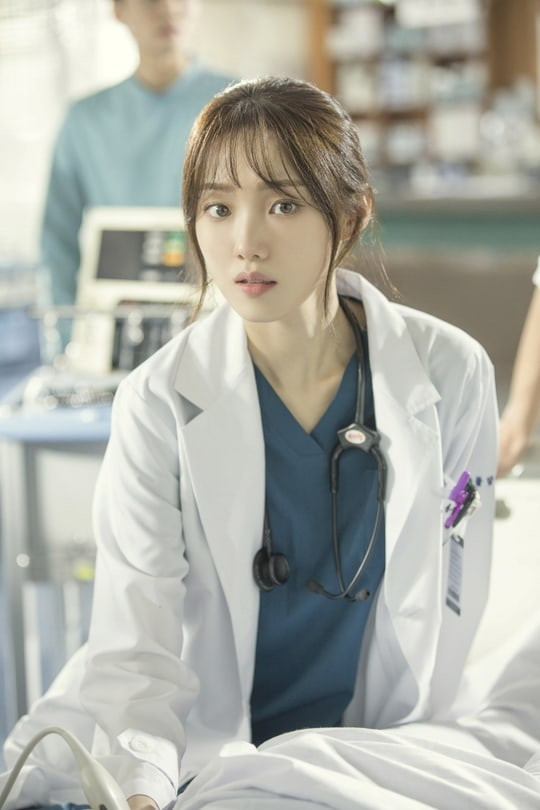 KPopandKDrama on Twitter: "Individual character poster of SBS's upcoming  drama series 'Romantic Doctor Kim 2' (Han Suk Kyu, Lee Sung Kyung, Ahn Hyo  Seop) https://t.co/t0JUnBGHUt" / Twitter