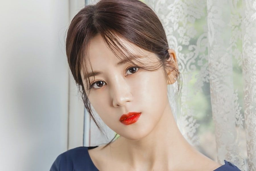 Apink's Chorong Releases New Statement After Her School Violence Accuser  Claims Her Agency's Initial Report Was False | Soompi