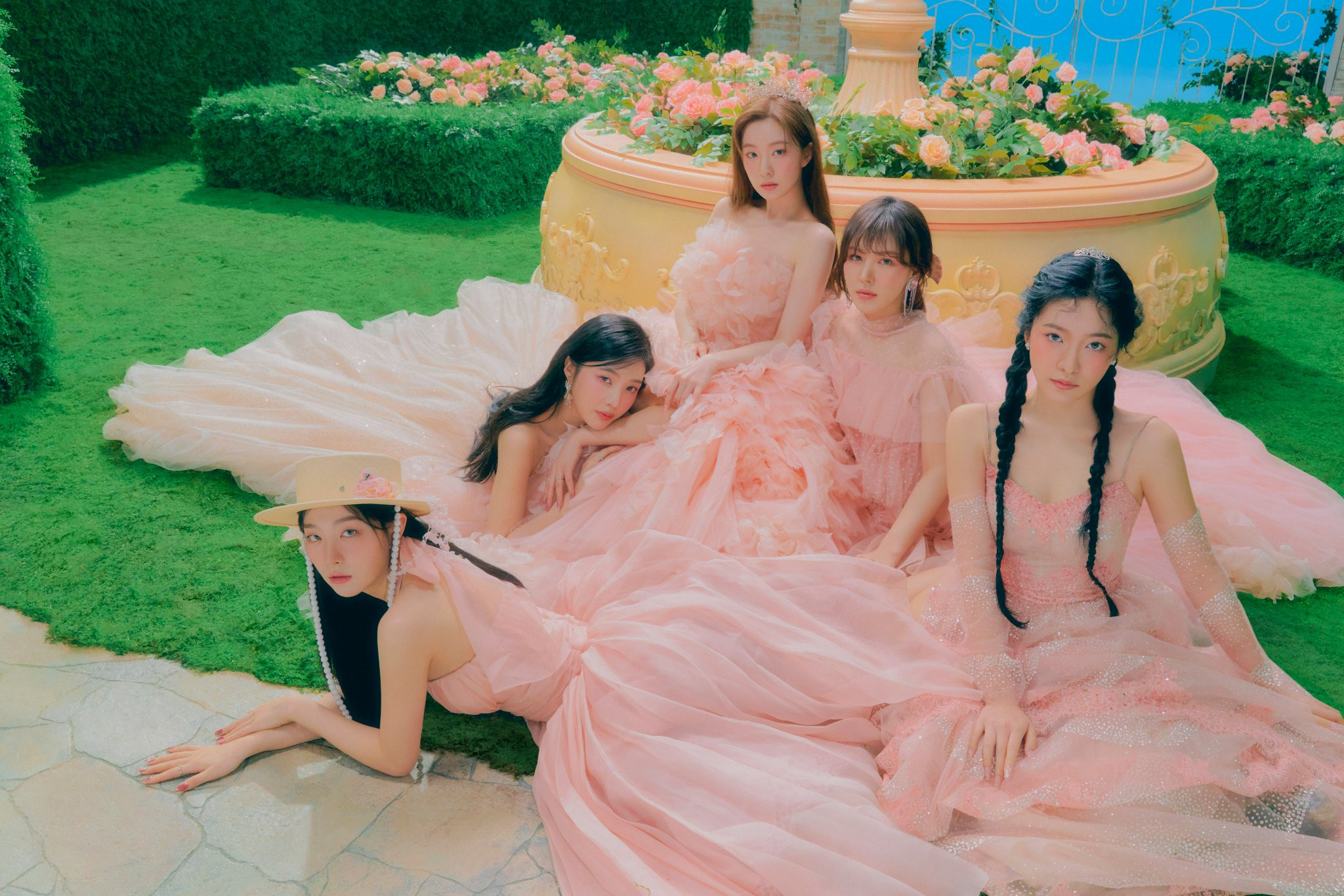 Watch: Red Velvet Gracefully Returns With Elegant MV For “Feel My Rhythm”  Comeback | Soompi