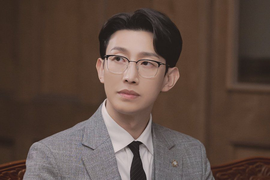 Kang Ki Young Diagnosed With COVID-19 + Unable To Join Trip With “Extraordinary  Attorney Woo” Cast | Soompi