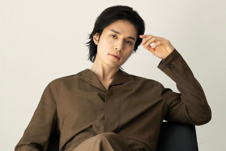 Lee Dong Wook Shares Thought On “Bad And Crazy,” His Efforts To Take  Different Roles, And More | Soompi