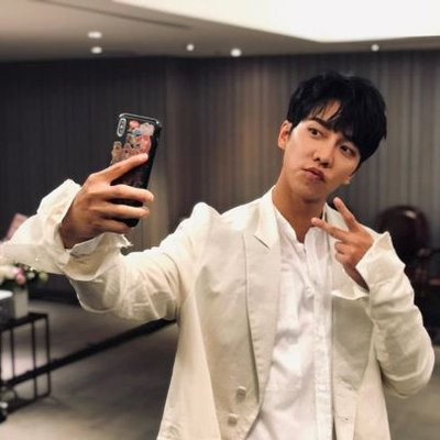 His Majesty Lee Seung Gi 👑 (@NyalalaF) / Twitter