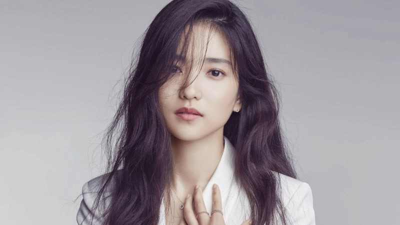 Kim Tae Ri Reveals Her Inner Struggles With Acting And How She Became Close  With Ryu Jun Yeol | Soompi