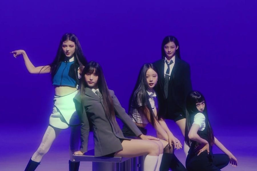 Watch: HYBE/ADOR's New Girl Group NewJeans Playfully Offers A “Cookie” In  Captivating New MV | Soompi