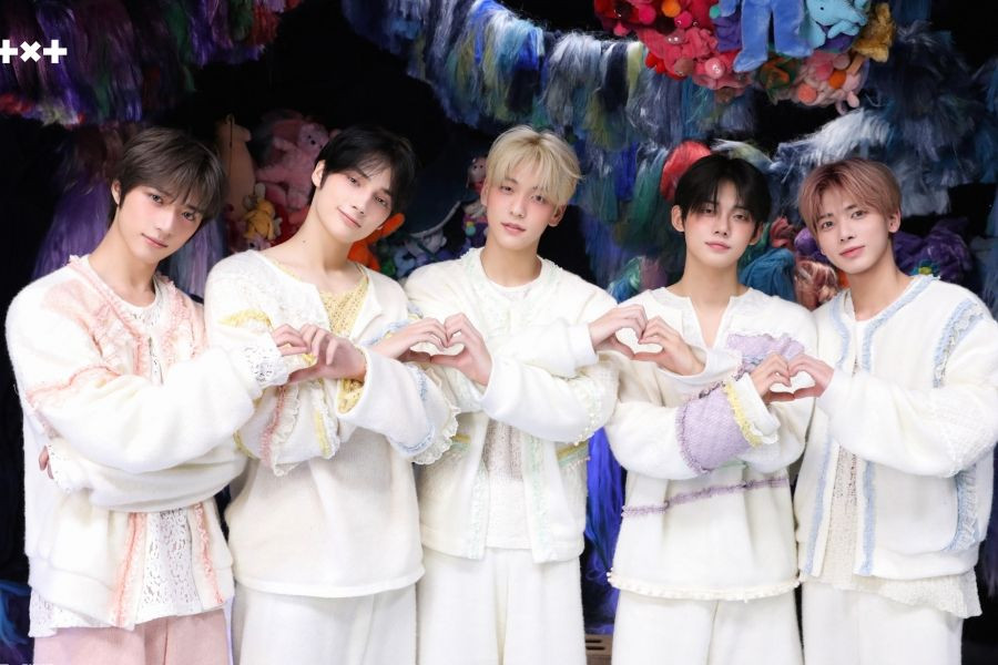 TXT Becomes Artist With 2nd Highest 1st-Day Sales In Hanteo History