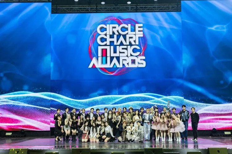 3 Penampilan yang Mencuri Perhatian Netizen Korea di Circle Chart Music  Award 2022 - RBG.id