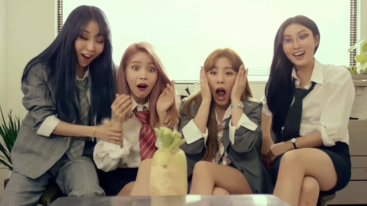 What The Kpop på Twitter: "WATCH: MAMAMOO Drops Funny New MV for "AZE GAG" # MAMAMOO https://t.co/v2w6y8eNBC https://t.co/ZB59UgnWmr" / Twitter