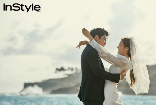 Ngắm ảnh cưới lãng mạn của Cha Ye Ryun và Joo Sang Wook tại Hawaii
