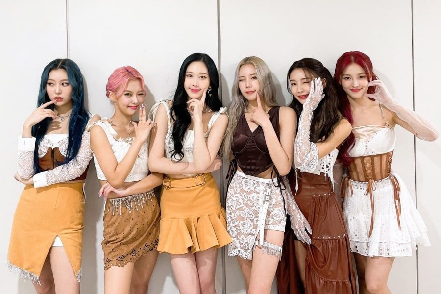MOMOLAND Halts Promotions In Mexico After Nancy And Hyebin Test Positive  For COVID-19 | Soompi